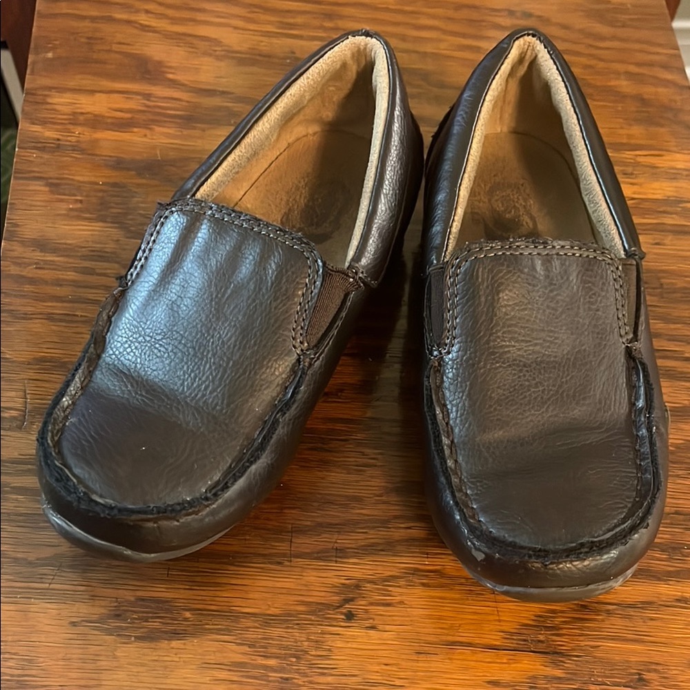 Kids size 12 Black Leather Loafers